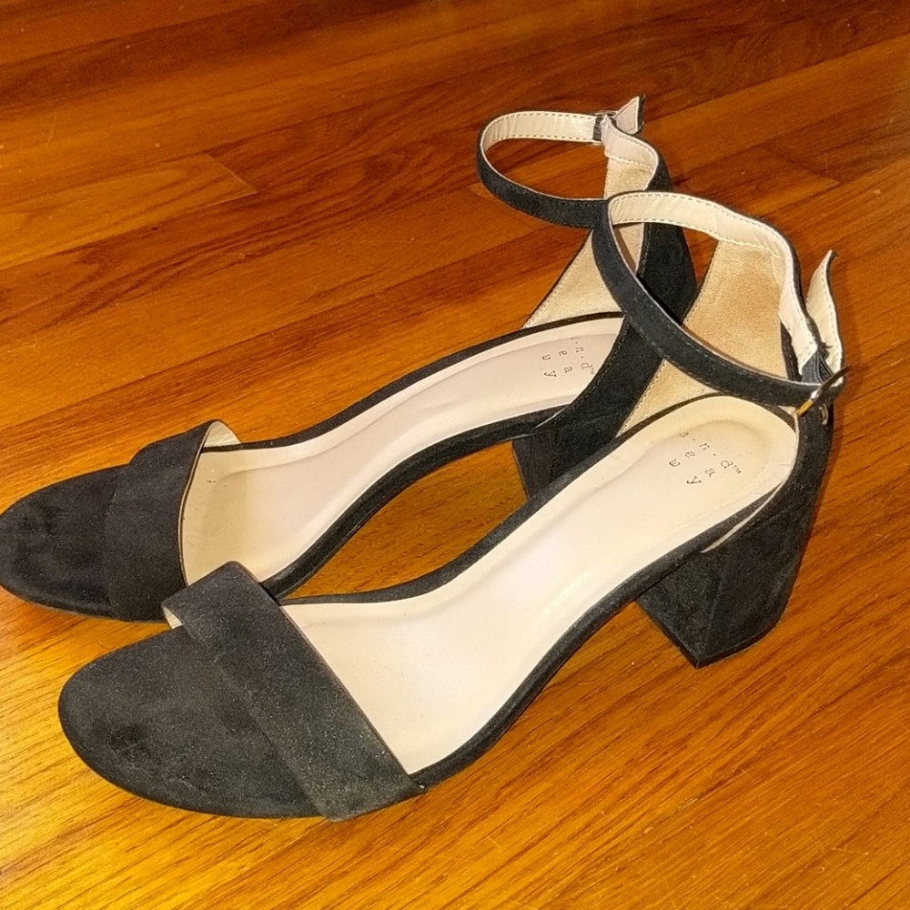 andeawy classic black pump